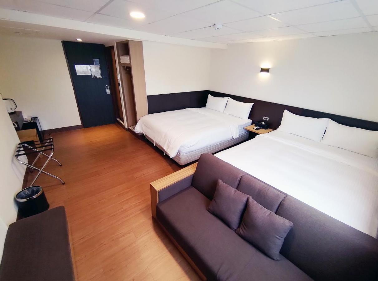 富裕商旅 Rich-Hotel T'ai-tung Exterior foto