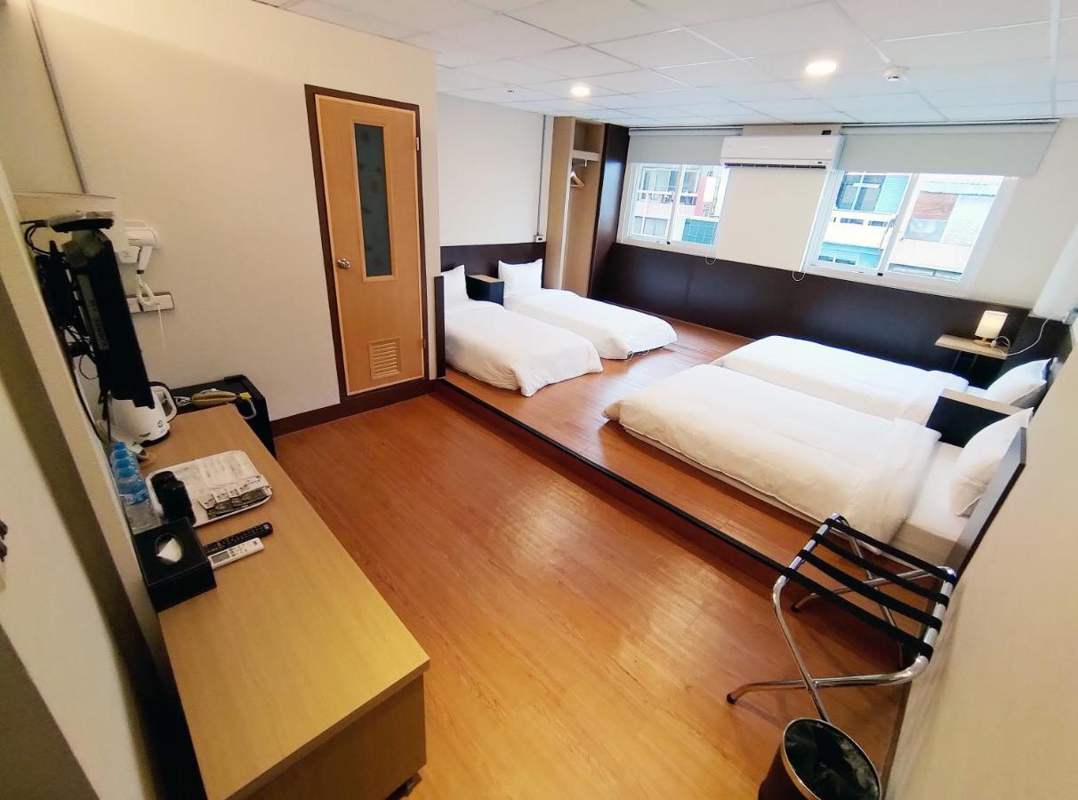 富裕商旅 Rich-Hotel T'ai-tung Exterior foto